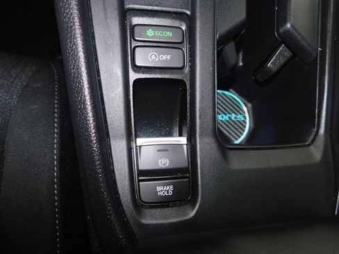 Used 2025 Honda Accord SE image 30