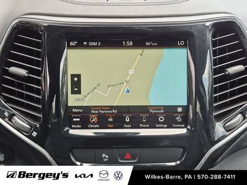 Used 2019 Jeep Cherokee Limited AWD/4WD image 19