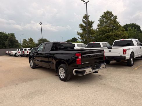 Used 2019 Chevrolet Silverado 1500 LT w/ Texas Edition RWD image 4