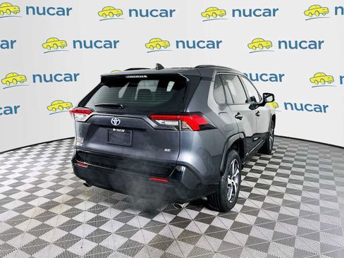 Used 2023 Toyota RAV4 SE image 7