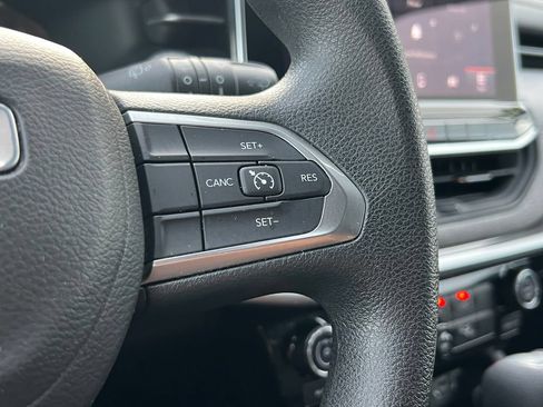 Used 2023 Jeep Compass Sport AWD/4WD image 19