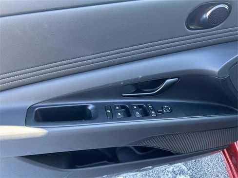 New 2026 Hyundai Elantra Sport image 7