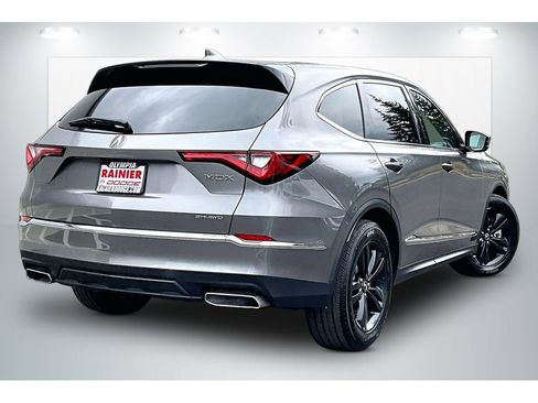 Used 2022 Acura MDX SH-AWD image 13