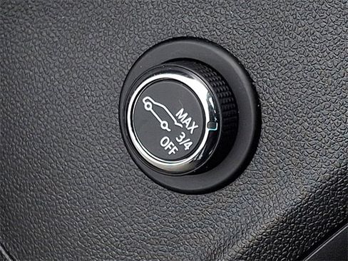 Used 2023 Buick Envision Essence image 27