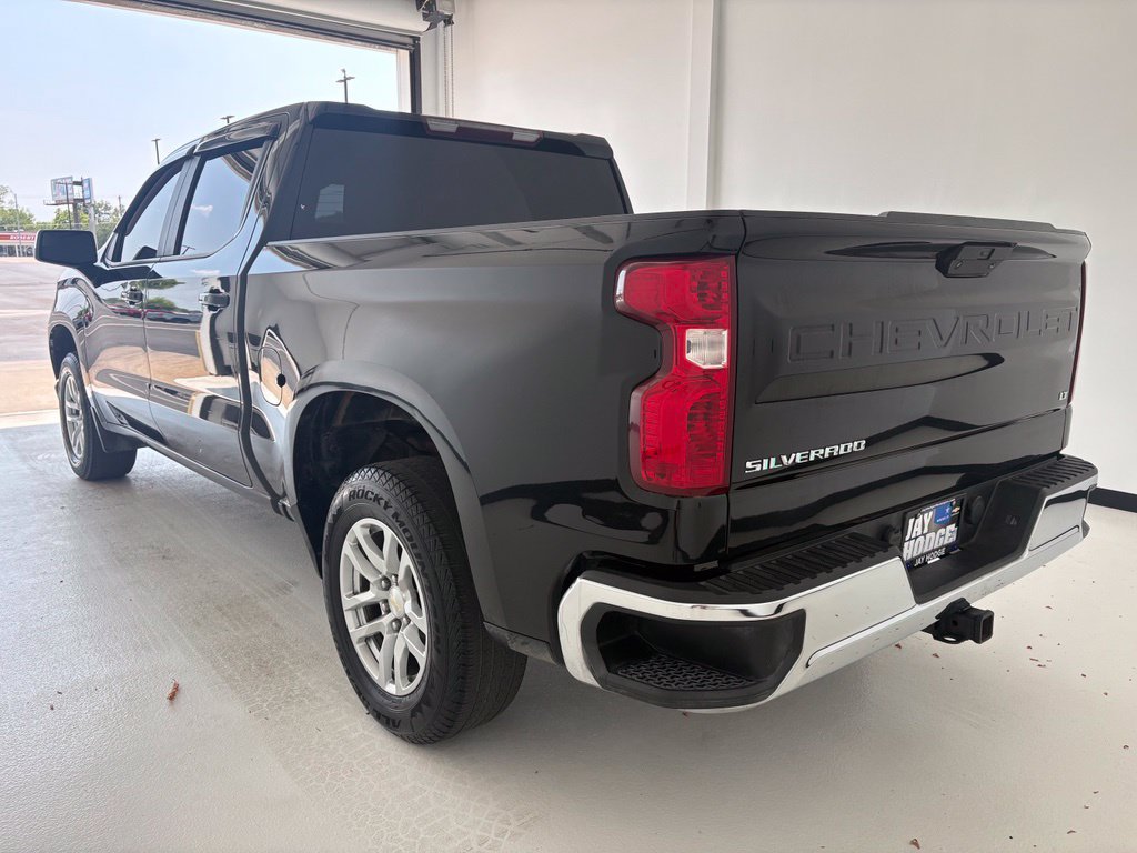Used 2021 Chevrolet Silverado 1500 LT AWD/4WD image 17
