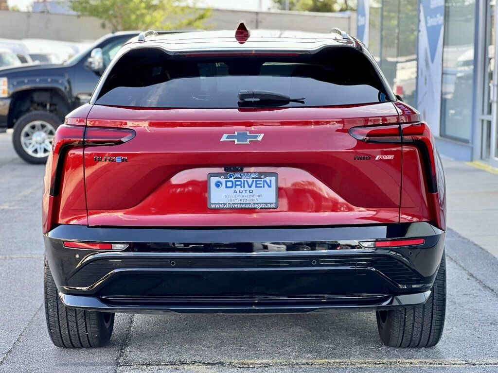 Used 2024 Chevrolet Blazer EV RS AWD/4WD image 43