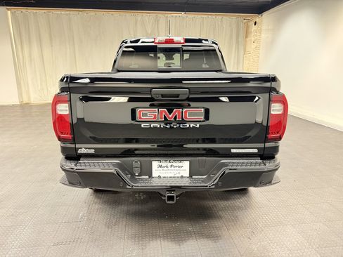 New 2026 GMC Canyon Elevation image 4