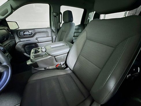 Used 2022 Chevrolet Silverado 1500 Custom image 11