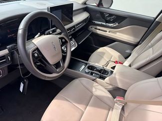 Used 2023 Lincoln Corsair FWD video 2