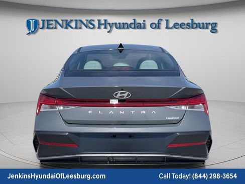 New 2026 Hyundai Elantra Limited image 4