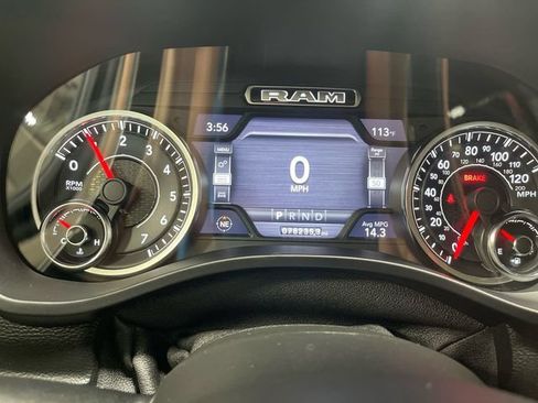 Certified 2019 RAM 1500 Laramie AWD/4WD image 15