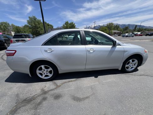 Used 2007 Toyota Camry CE FWD image 4