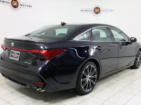 Used 2019 Toyota Avalon Touring image 15