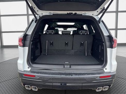 New 2026 GMC Acadia AT4 w/ Super Cruise Package image 39