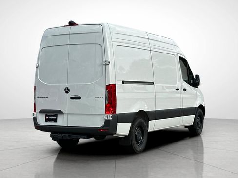 New 2025 Mercedes-Benz Sprinter 2500 image 9