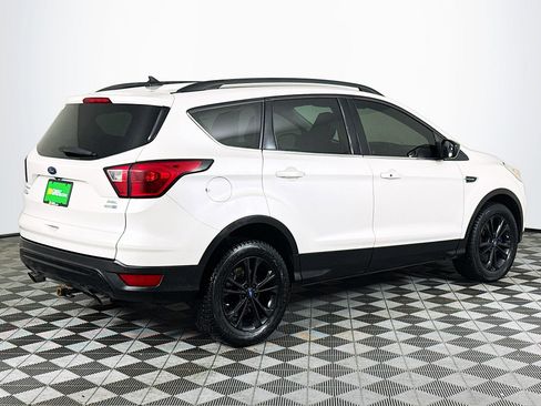 Used 2019 Ford Escape SEL image 10