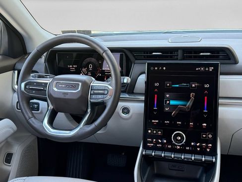 Used 2026 GMC Terrain Denali AWD/4WD image 15