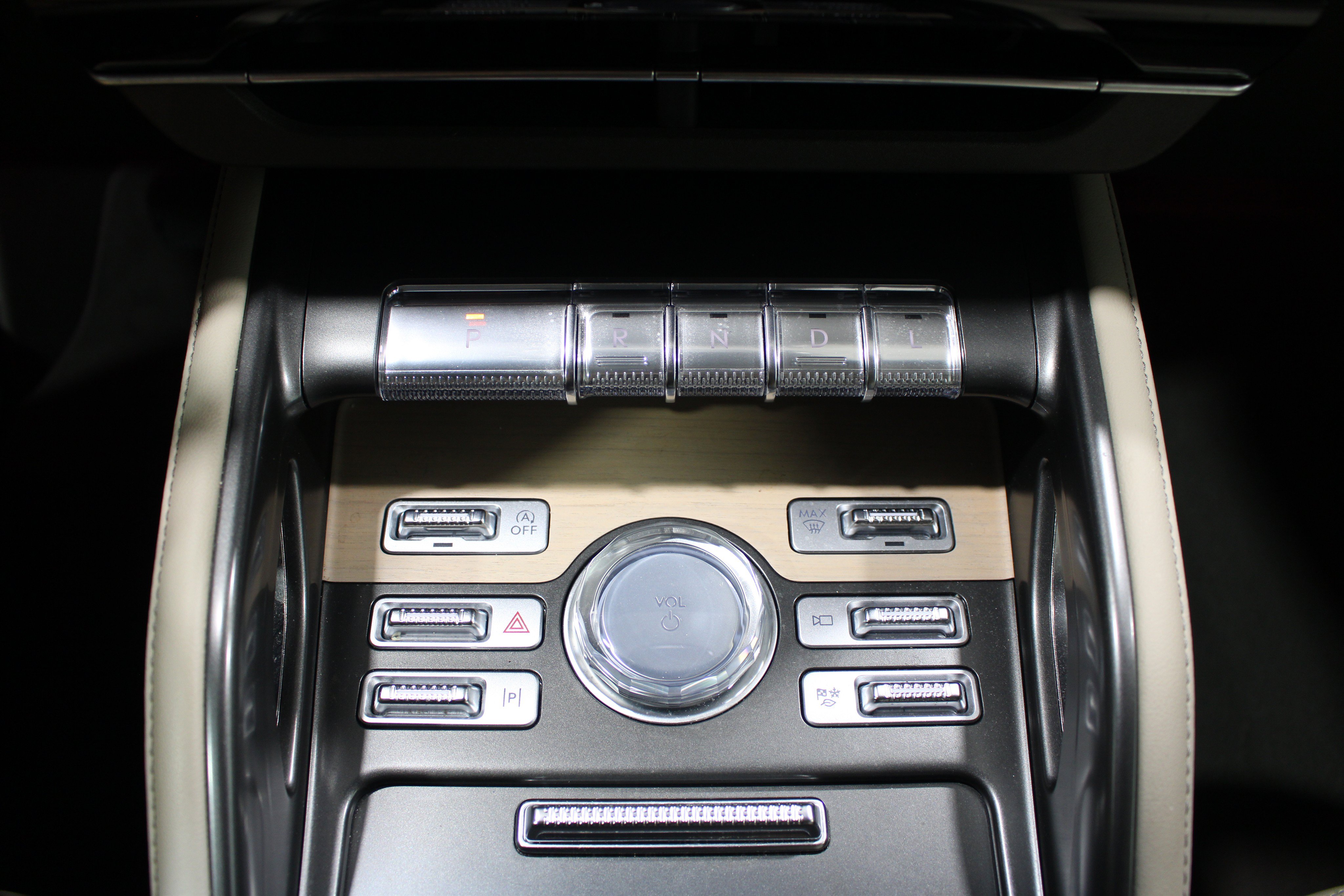 Used 2024 Lincoln Nautilus Reserve AWD/4WD image 19