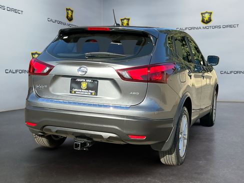 Used 2018 Nissan Rogue Sport S w/ S Appearance Package image 5