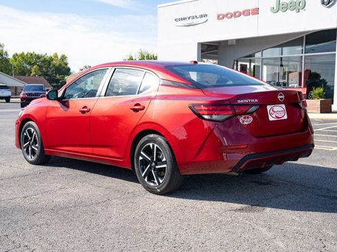 Used 2024 Nissan Sentra SV image 3