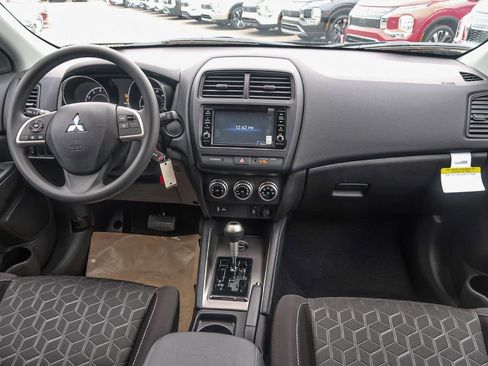 New 2025 Mitsubishi Outlander Sport AWD image 17