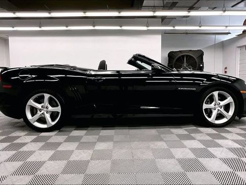 Used 2015 Chevrolet Camaro SS RWD image 15