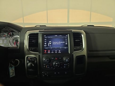 Used 2020 RAM 1500 Warlock w/ Electronics Group RWD image 10
