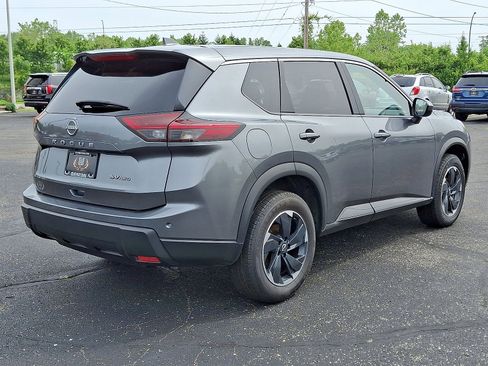 Used 2024 Nissan Rogue SV AWD/4WD image 24