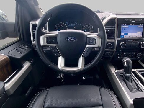 Used 2018 Ford F150 Lariat AWD/4WD image 6