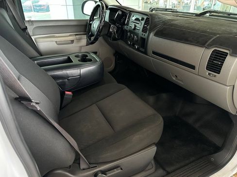 Used 2013 GMC Sierra 1500 W/T w/ Work Truck Plus Package RWD image 13
