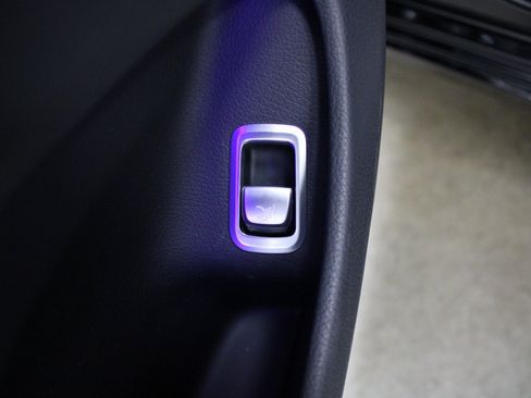 Used 2015 Mercedes-Benz S 550 4MATIC Sedan image 15