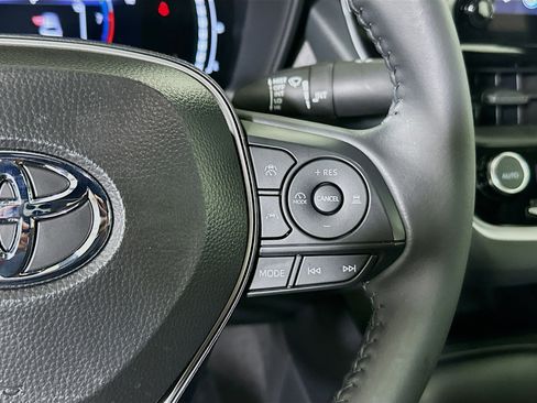 Used 2026 Toyota Corolla SE FWD image 17