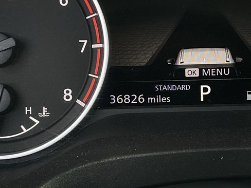 Used 2025 Nissan Rogue SV FWD image 34