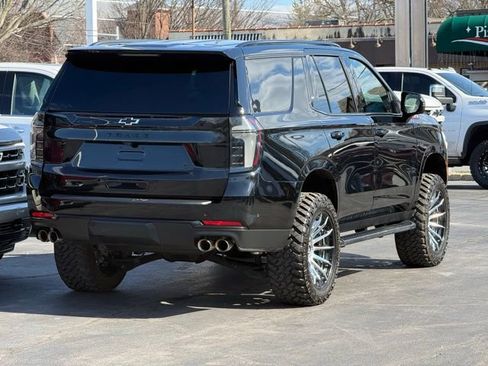 Used 2025 Chevrolet Tahoe Z71 w/ Comfort Package image 7