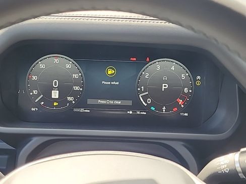 New 2026 Land Rover Defender 130 X-Dynamic SE AWD/4WD image 27