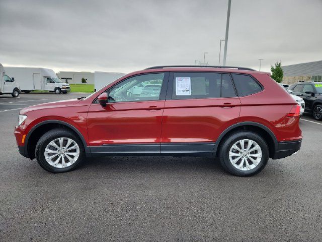 Used 2019 Volkswagen Tiguan S w/ Driver Assistance Package AWD/4WD image 4