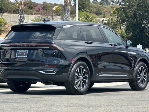 New 2026 Lincoln Nautilus Premier w/ Equipment Group 102A AWD/4WD image 3