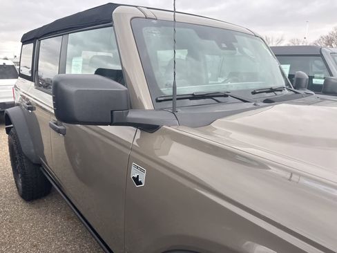 New 2026 Ford Bronco Big Bend w/ Black Diamond Package image 15