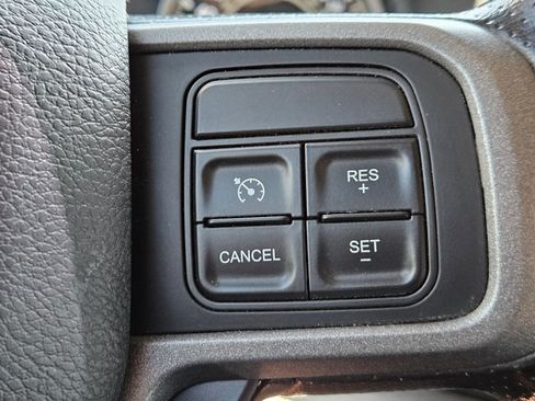 Used 2020 RAM 3500 Tradesman w/ Chrome Appearance Group AWD/4WD image 24