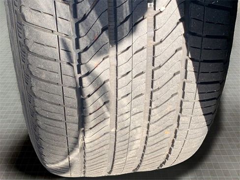 Used 2023 GMC Yukon Denali image 11