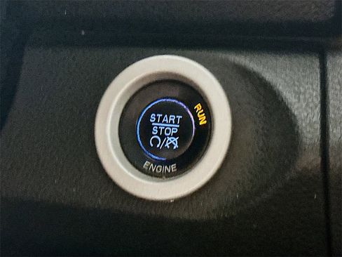 Used 2013 RAM 3500 Laramie w/ Convenience Group image 27