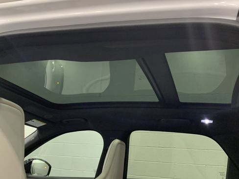 New 2026 Jaguar F-PACE R-Dynamic S image 15