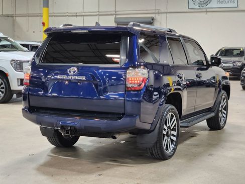 Used 2021 Toyota 4Runner SR5 Premium w/ Moonroof Package RWD image 8