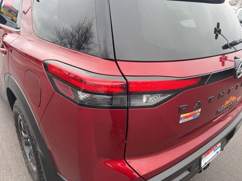 Certified 2024 Nissan Pathfinder Rock Creek image 37