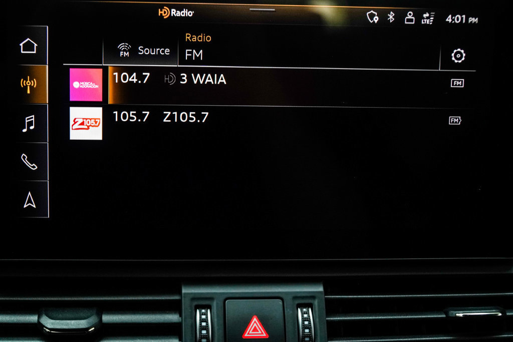 Used 2022 Audi SQ5 Prestige w/ Prestige Package AWD/4WD image 32