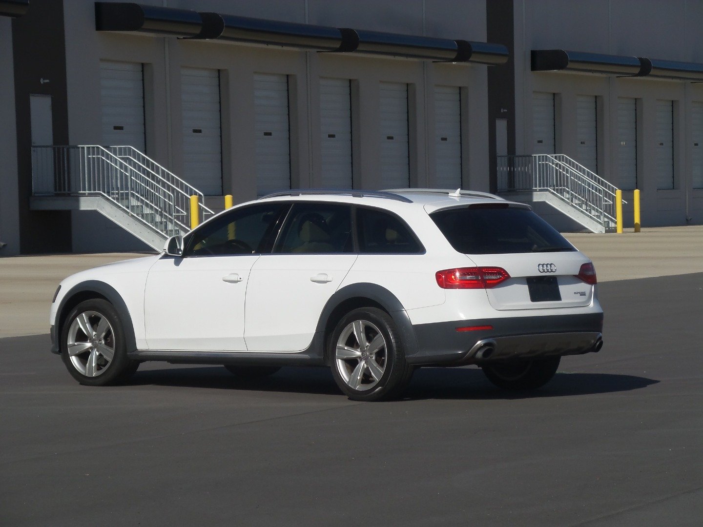 Used 2013 Audi A4 Premium Plus w/ Premium Plus Pkg AWD/4WD image 5