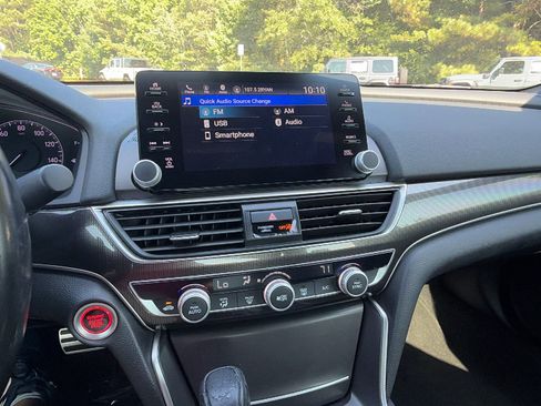 Used 2020 Honda Accord Sport image 29