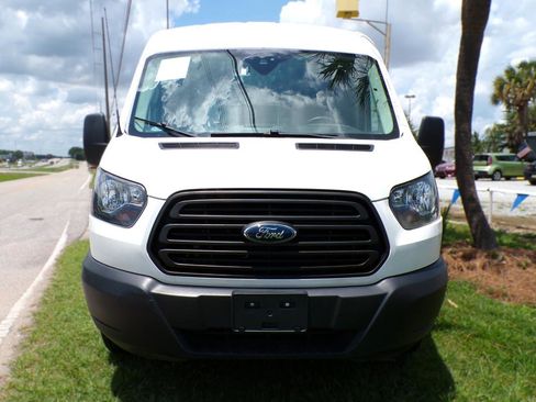 Used 2019 Ford Transit 150 148 Medium Roof RWD image 3