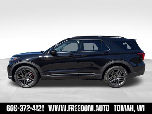 New 2026 Ford Explorer ST-Line w/ ST-Line Street Pack AWD/4WD image 2