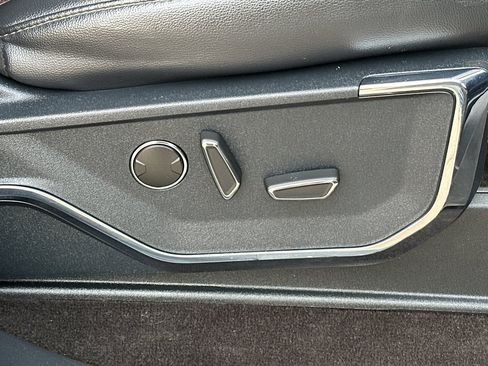 Used 2021 Ford F150 Lariat w/ Equipment Group 502A High image 36